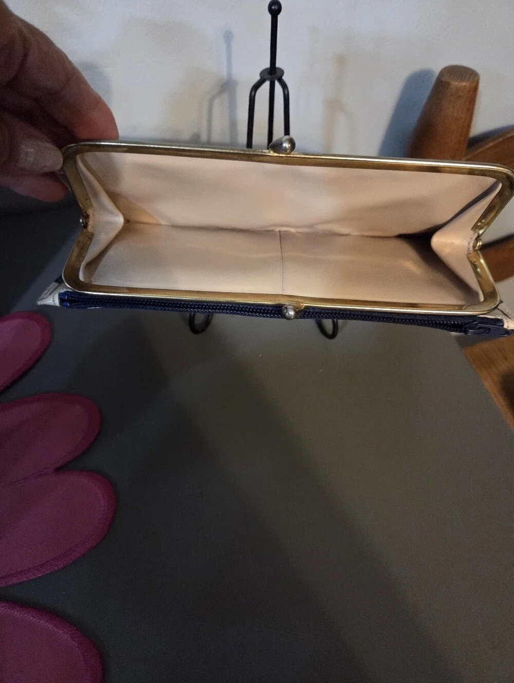 BUXTON LONG WALLET COWHIDE Rare Piece